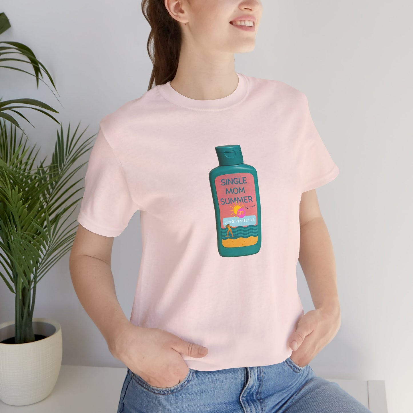 Single Mom Summer T'Shirt - Sunscreen For the Protective Parent